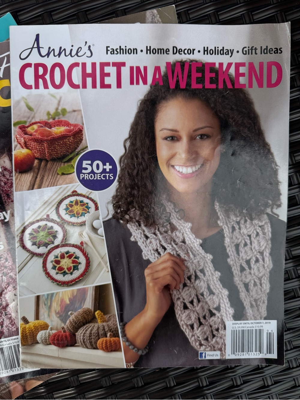 5 Crochet Pattern Magazines - Picture 3 of 6